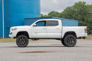 Toyota Tacoma Suspension Lift Kit - Front + Rear - Rough Country - 6 Inch - '05-'15